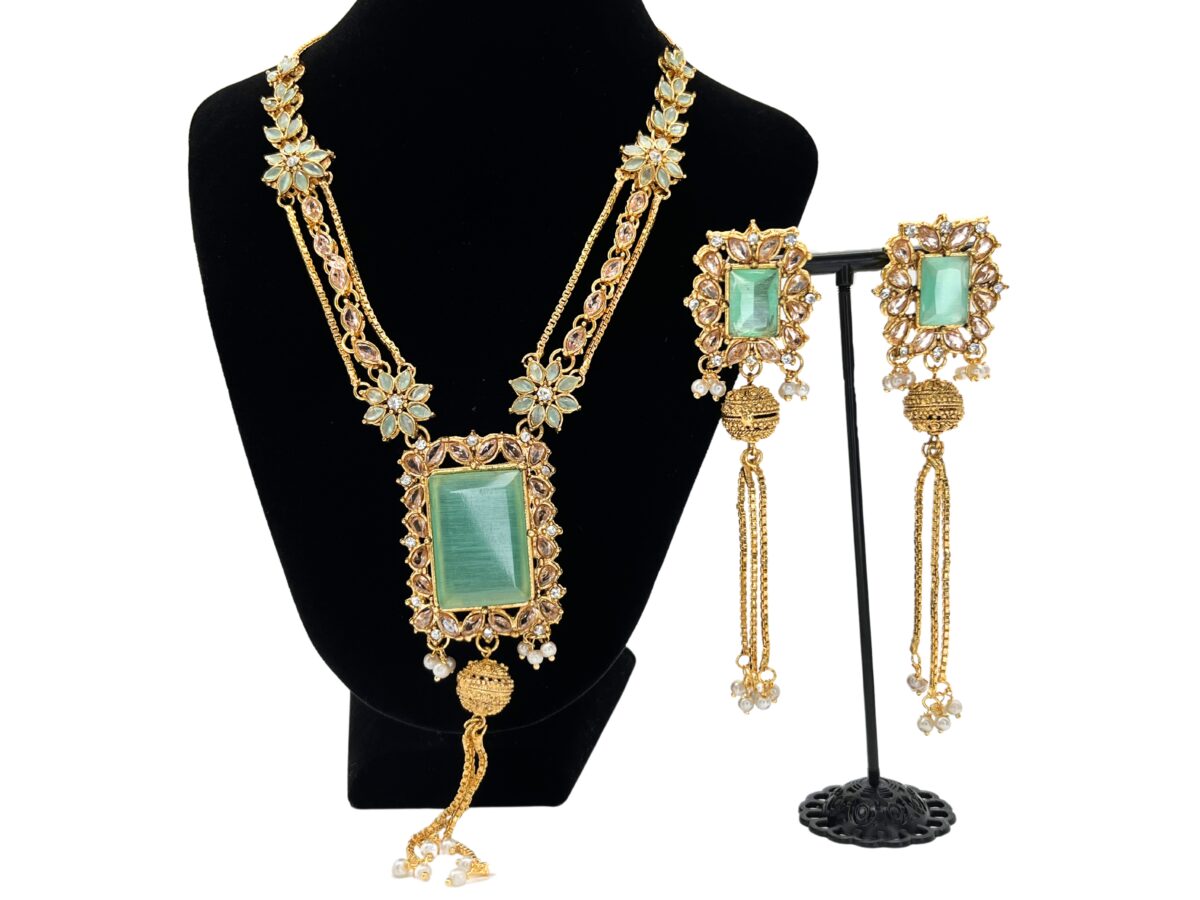 Timeless Ella Jewelry Set