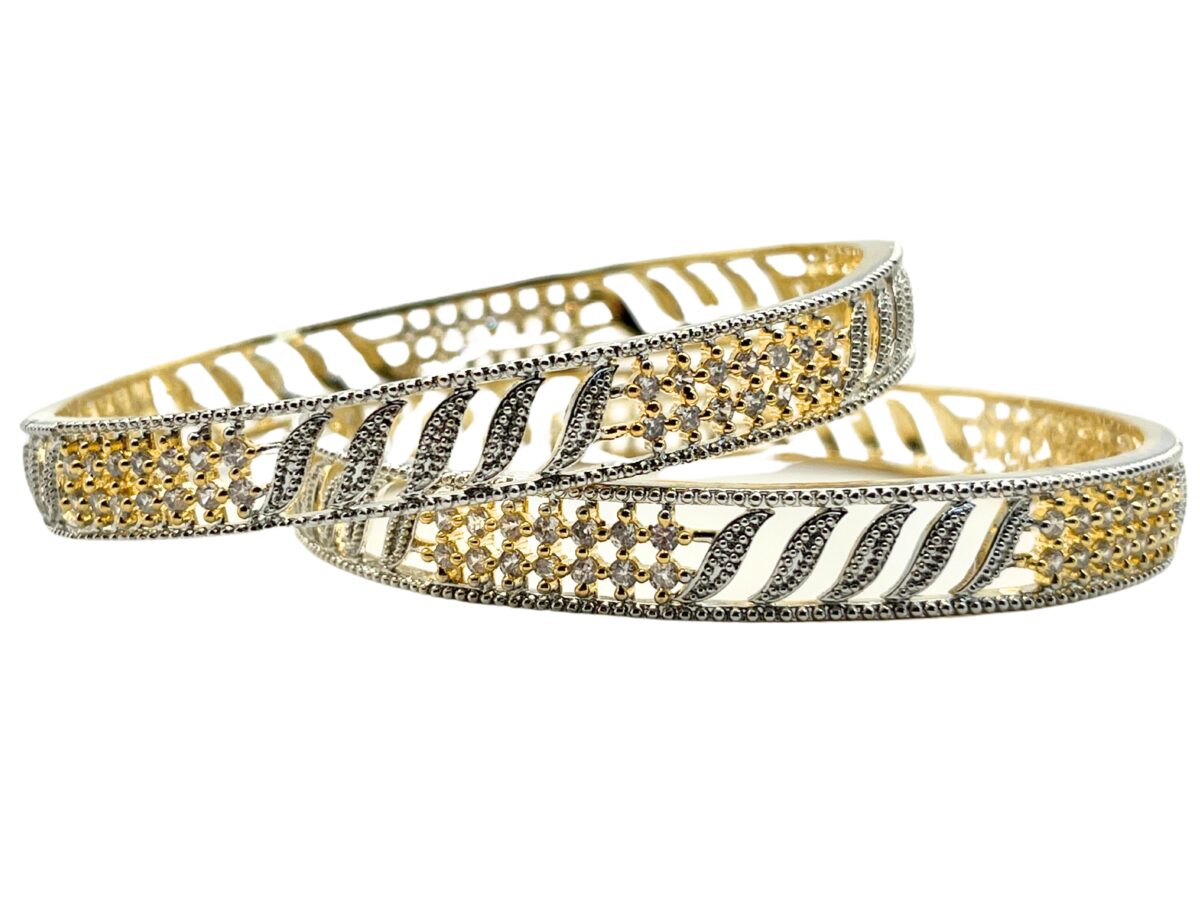 Zarconic Luxury Bangle